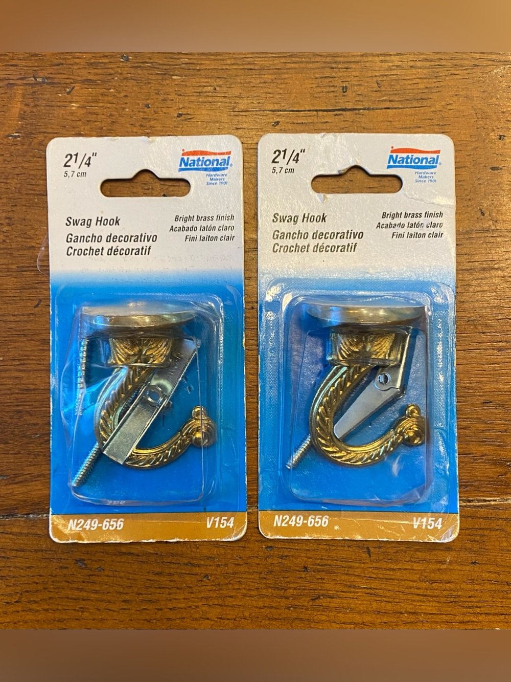 2 VTG 1996 National Hardware 2-1/4" Bright Brass Swag Hook Kit Model N249-656